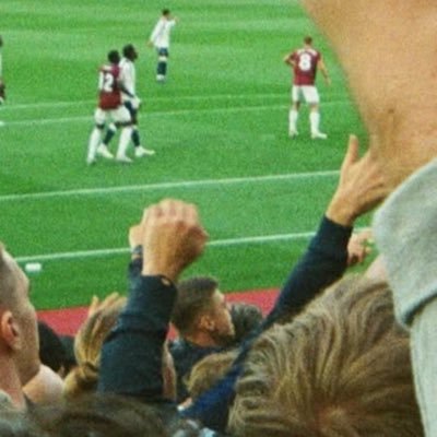 N17Macca's profile picture. 