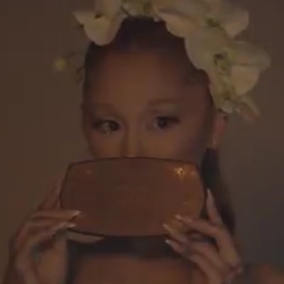 waitforari's profile picture. ariana and blackpink stan ♡