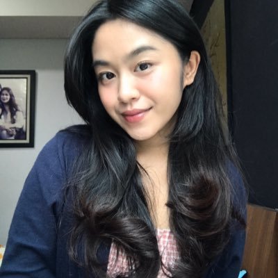 mennyapawpaw779's profile picture. 