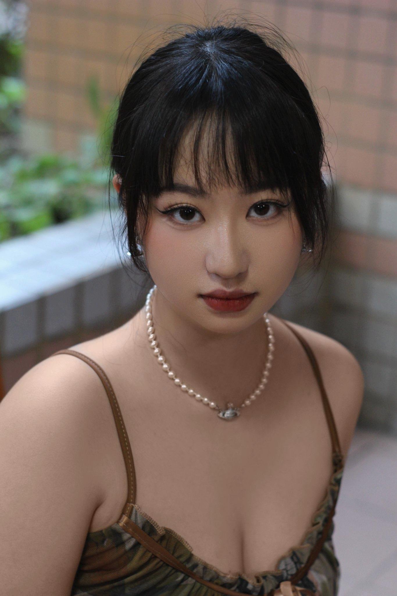 6upIUllipk4x270's profile picture. 身材依舊