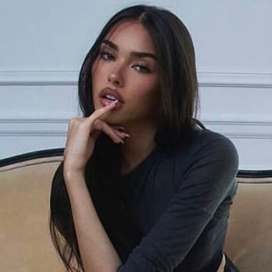 _VicToriaxv_'s profile picture. ♡♡♡

hej jak tu jesteś to zachęcam do zostania na dłużej. Czasami coś poczytam