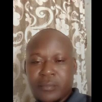 SimonDena11842's profile picture. Enseignement