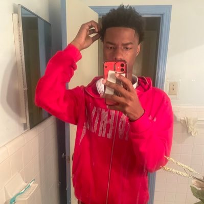 zayluvslutss's profile picture. CONTENT CREATOR 😈  We grown don’t waste my time 💯