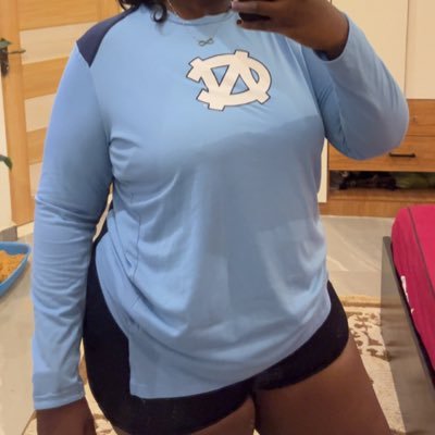 badgirlkoks's profile picture. Wicked Warri babe || Virgo || Body piercer || Social media handler || Fried plantain is a love language ||Aunty of 8 ||Love women and what they stand for!