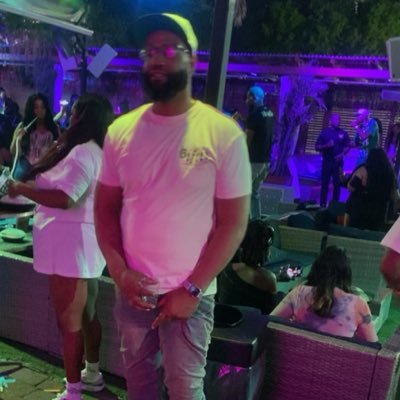 HateWastedTime_'s profile picture. LIFE IS GOOD 💯