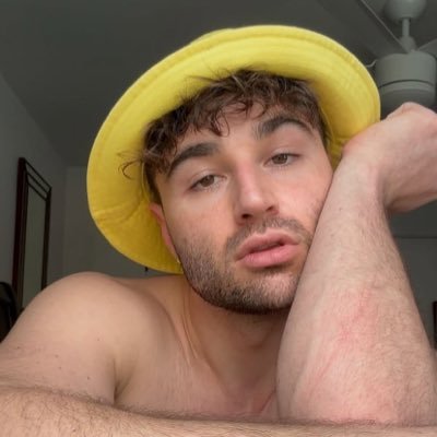 liv_kxx's profile picture. Give your heart , Keep your head 📌