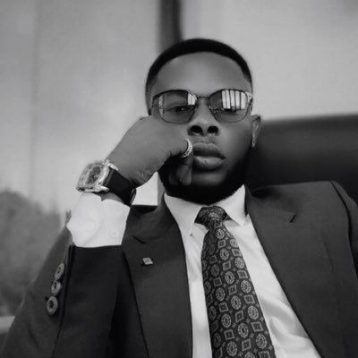 _shakiti's profile picture. Y O U N G • B L A C K • B O Y 🤴🏿 #Wizkid🦅 #starboy #sark👑 @chelseafc💙