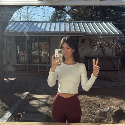 alimars61993493's profile picture. ⛪:USA
Full-time Gardening Expert
Don't let the time break our youth.
🐾: 🐈🐕