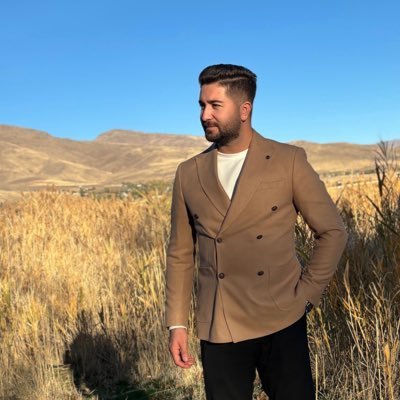 1hakann345's profile picture. Öğretmen 🎈