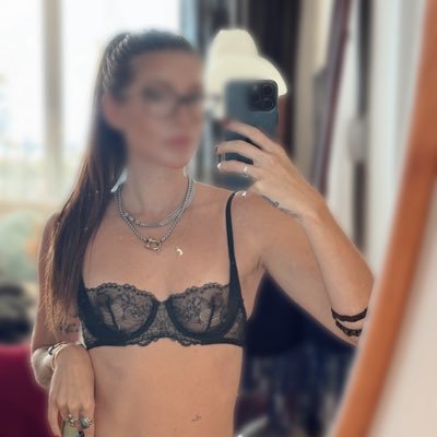 cera_sonder's profile picture. My digital musings 🍒 find me on OF, h1dd3n & SextPanther 🌹