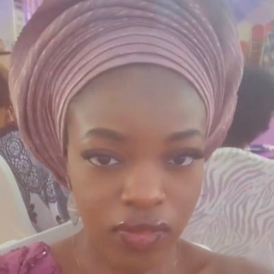 __hotcola's profile picture. vibes and cruise✨