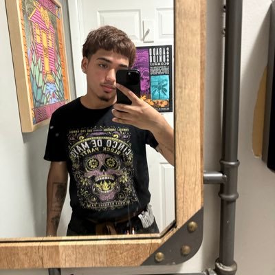 realzeri's profile picture. 20 #love insta -Zer1mar_