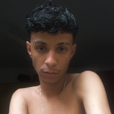 httpsvitin's profile picture. 