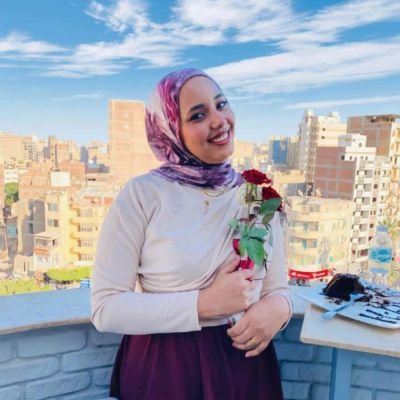mai_rabiea's profile picture. . 👩‍⚕️ medical student (FU)                                  

تتشمم الثوب وكأنه يحوي عبق العمر المفقود🍂.