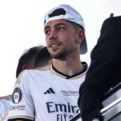 vcxiue's profile picture. #RMA #INTER #Valverde #NicolaZale ~ | لا إله إلا الله | Girl