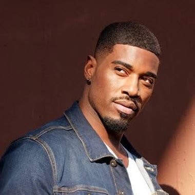 adambitieux's profile picture. ☕️✨