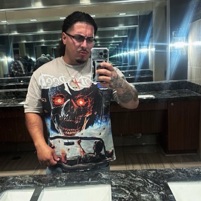 greymask_Cz's profile picture. 🇨🇴 Take Risks And Prosper 🔊- HOMIEZ by Clientele , 🧬SINBIOTES 💎, check these nfts💎 GhettoBabyz , MaddBonez ☠️