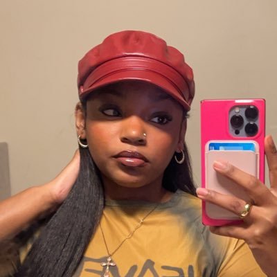 jan_yaaaa's profile picture. 23 • john-YAI • nail tech