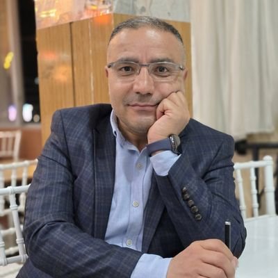 muhyettin_avci_'s profile picture. Kendi aklıyla yürümeyen,
başkasının hayaline tutunur / ex journalist / 7.6 bitti