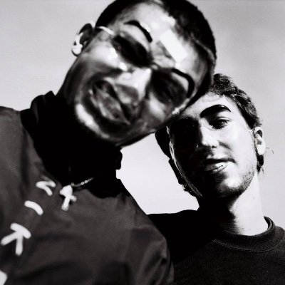 uvrxyz's profile picture. obsessed with too many things | 19
tiktok: d4ftedpunk