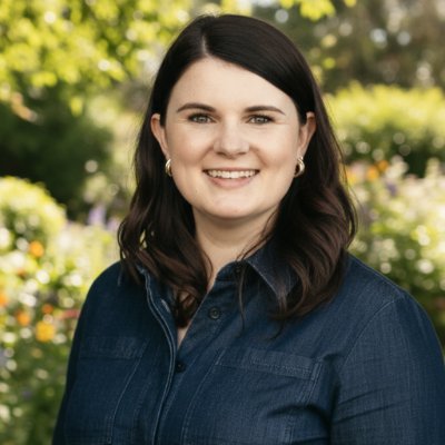 lindsaymunro's profile picture. Tweets belong to the Internet. Made in 🇨🇦