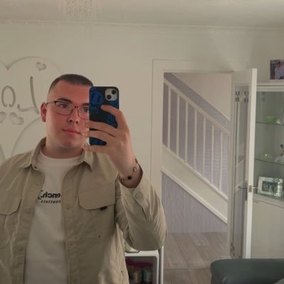 m_gillenn's profile picture. 🏥Staff Nurse in Orthogeriatrics/Rehab @nhslanarkshire | Interested in Geriatrics, Emergency Care, Surgery, ICM, Major Trauma, Ortho, MH and Patient Care👨🏻‍⚕️