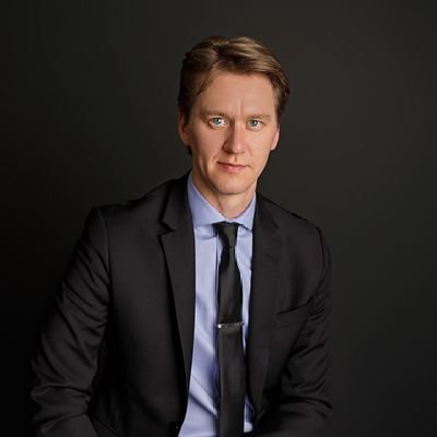 JLentz07's profile picture. Lawyer

Sports, film/entertainment, law, business, and anything tech-related, in no particular order. Thoughts are my own.