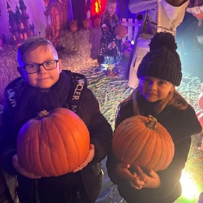 BillLee92087872's profile picture. love life and family