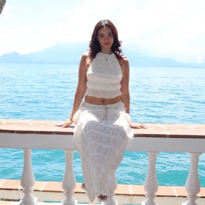 MariParreaguir1's profile picture. 