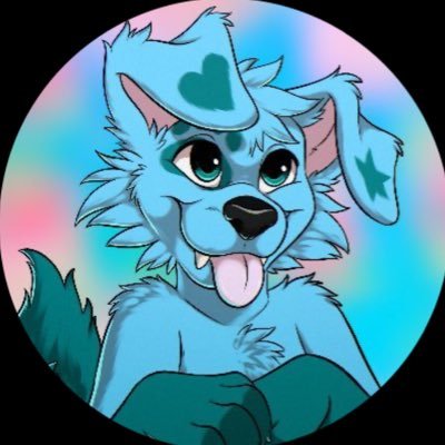 Lindsayyholden's profile picture. SHE/HER 🇺🇸