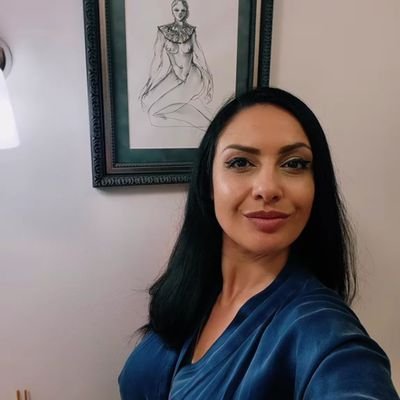 paramour83575's profile picture. 