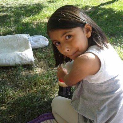 naaazlicim's profile picture. 