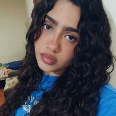 sahbxsz's profile picture. melancolia.