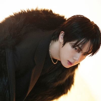 Elle_07__'s profile picture. Only for

@BTS_twt
ARMY SINCE 2015
01 LINER,

can understand and speak korean

(Bts voting and streaming account)