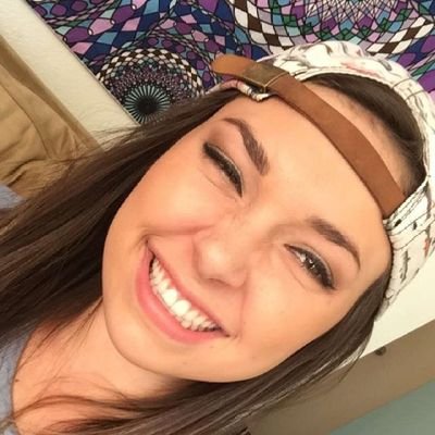 Naomi2110482210's profile picture. 