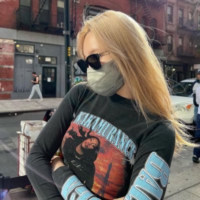 naelysjdc's profile picture. ⁹WICE & GG enjoyer // she/her // french & eng // naely🐹🐶🦅🐯 // m2 histoire mediévale 🍭