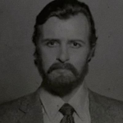 MaxFisher450153's profile picture. If you visit this profile and dont follow, I'll assume you're an idiot right winger I made look like a dumbass. Leftist please follow. RIP Karl Marx 🫗