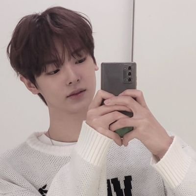 retnoagstn's profile picture. mulfand