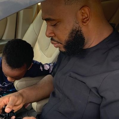 DeeChinazom's profile picture. 