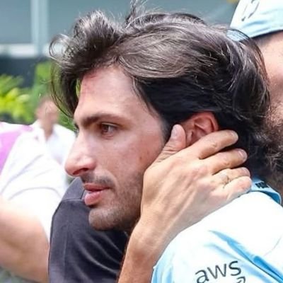 csainz55s's profile picture. carlos sainz is NOT just some guy he's my girlfriend