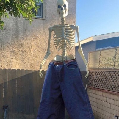 Gl1v4's profile picture. Player for : @Revoltedknights
1x cc duo
2x cc trio
__________
2 x top 2