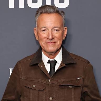 BruceSpring684's profile picture. this is my private page to reach out to my  true fabs only