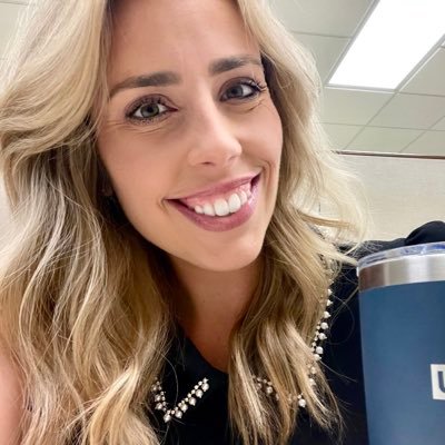 SaraMDNews's profile picture. Former journalist reporting live from corporate America!⚡️Retweets ≠ endorsements