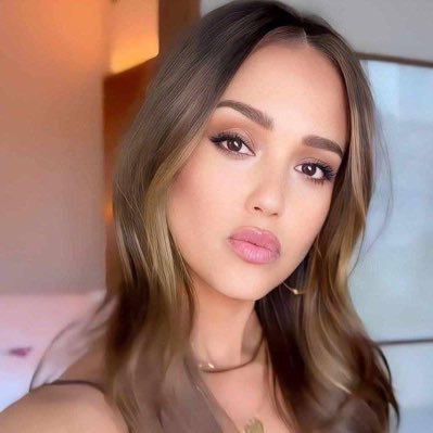 jesssica_alba's profile picture. 