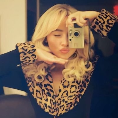 juhaabreut's profile picture. all i have is myself at the end of the day