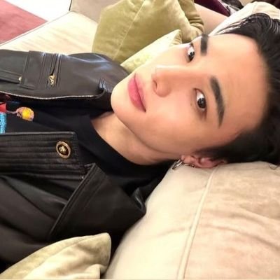 ttaylly's profile picture. ‧₊ ᵎᵎ 🍥 ⋅ ˚ #𝐒tray𝐊ids  ⸼ ✮ ࣪ #𝐁ooks