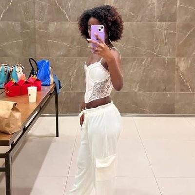 Janna_mlc's profile picture. Deus 💙// Anderson 🩵😇 // Eloah 💖👩🏼‍❤️‍👩🏿 // Eloísa  💖👩🏾‍🍼