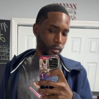 MoneyMakin_Rell's profile picture. 👨🏾‍💻🎬 🇬🇾 Late Nights & Early Mornings … 5P’s