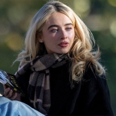 jeonwvyard's profile picture. #DANTE'S voice:“A ironia do destino, é realmente uma divina comédia” ed