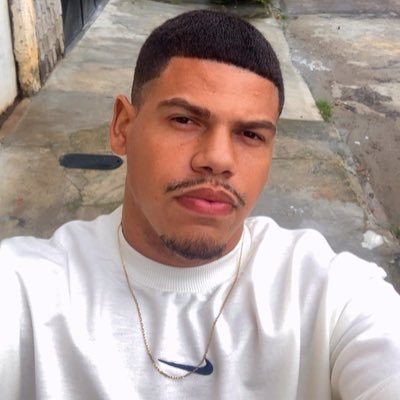 koe_henrique's profile picture. não existe pessoa certa, existe quem quer fazer dar certo 😉  @Flamengo ⚫🔴